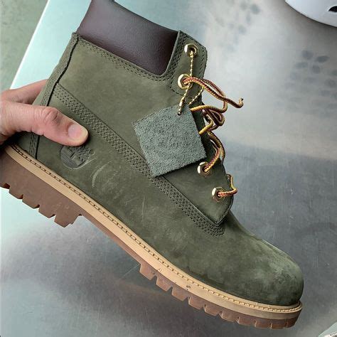 women's army green boots.